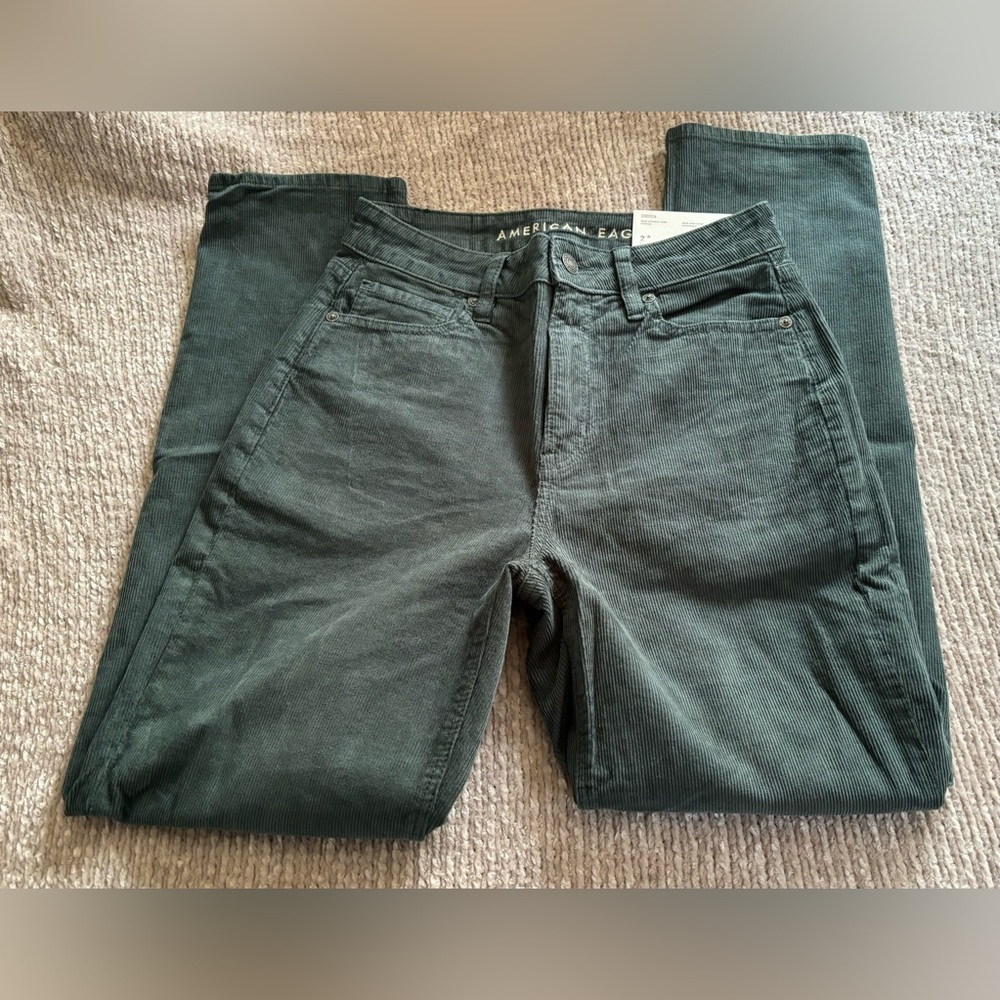 American Eagle Mom Straight Jean